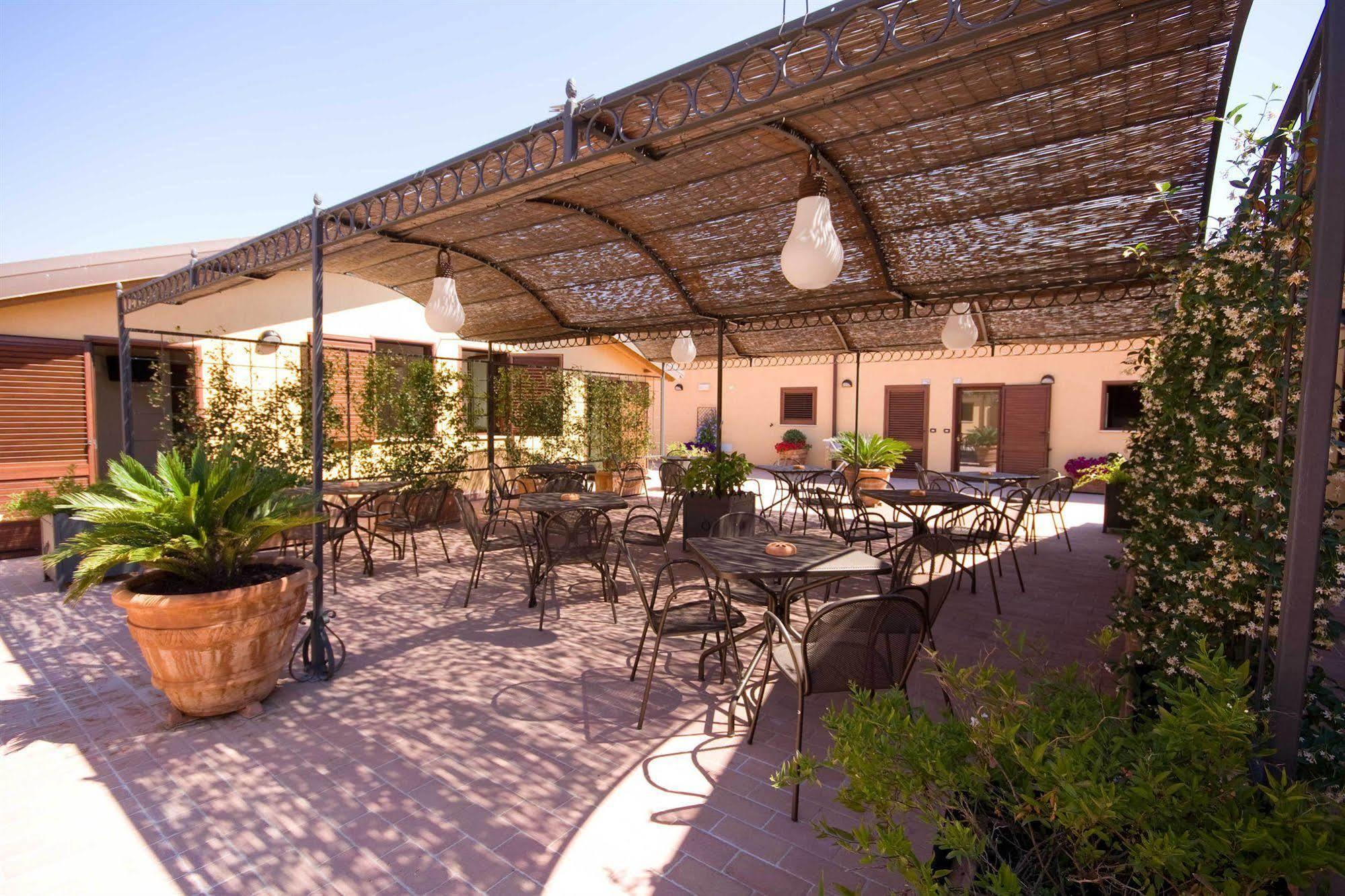 "La Terrazza Di Castiglione" Appartamenti Vacanza Castiglione della Pescaia Exteriör bild