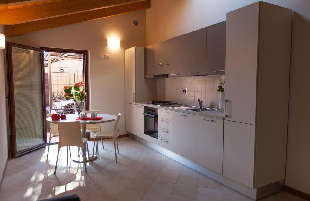 "La Terrazza Di Castiglione" Appartamenti Vacanza Castiglione della Pescaia Rum bild
